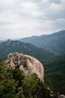 Hiking Ulsanbawi Rock Seoraksan National Park South Korea-1