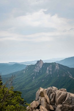 Hiking Ulsanbawi Rock Seoraksan National Park South Korea-2